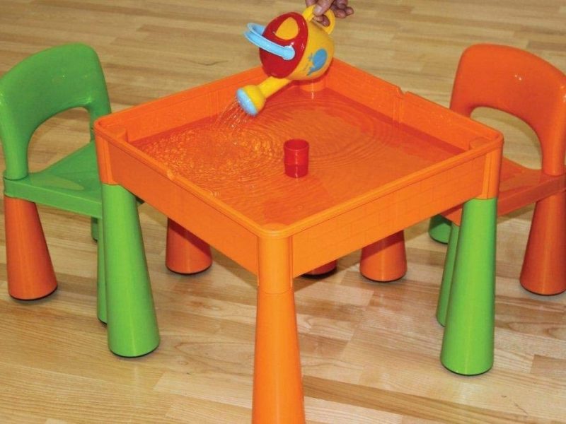 Play table filled with water