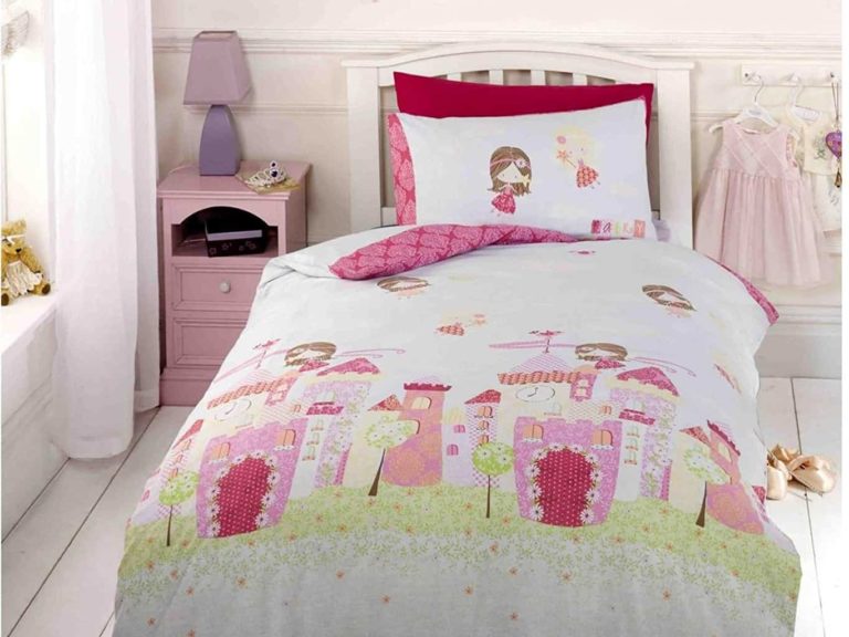 Fairytale themed bedding