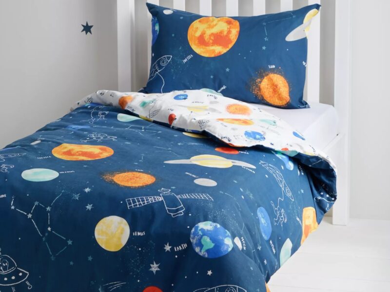 Plantes and space ships print bedding