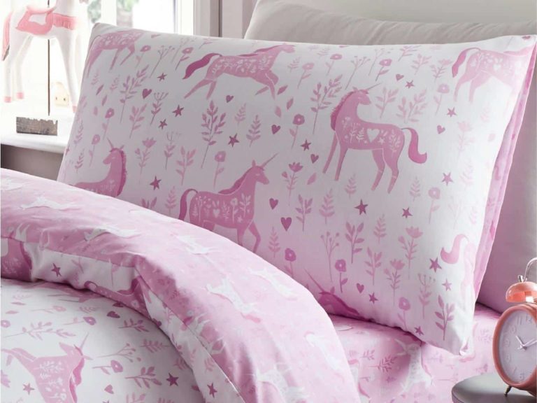 Pink unicorn bedding