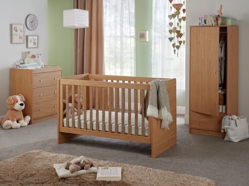 Oak finish 3-piece nursery set