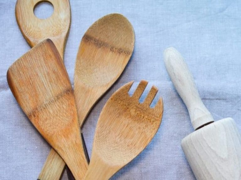 Baking utensils