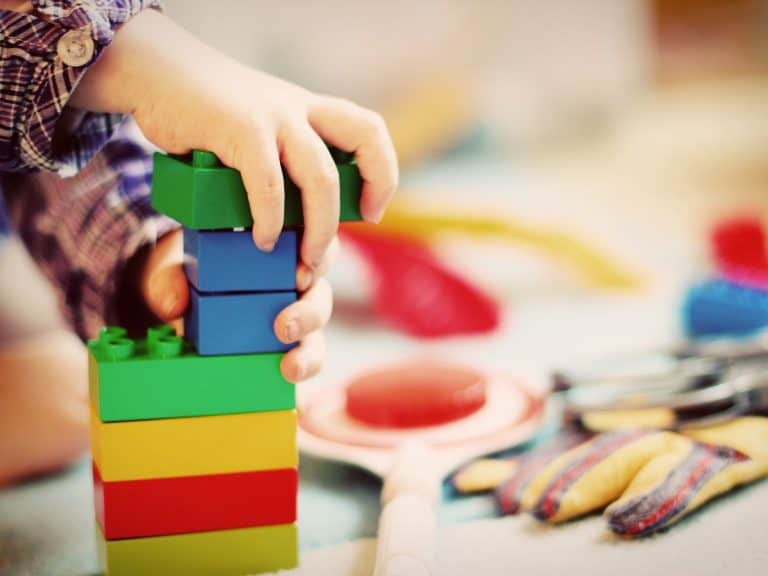 Children's building bricks