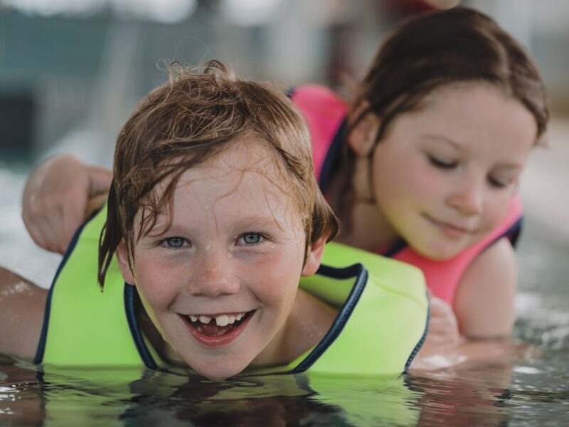 Kid's swimming