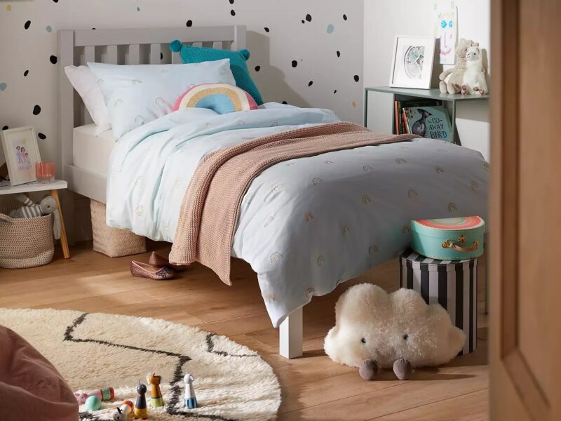 Rainbow theme children's bedroom