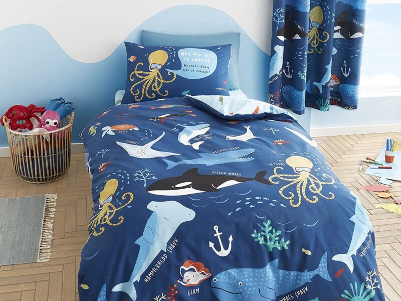 Whales and sharks bedding set