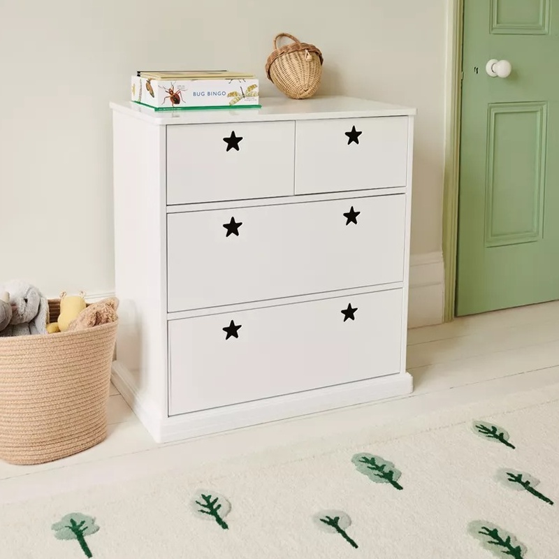 White 4-drawer chest with star-shaped cut-out handles